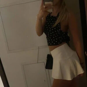 Meet your Posher, Tai